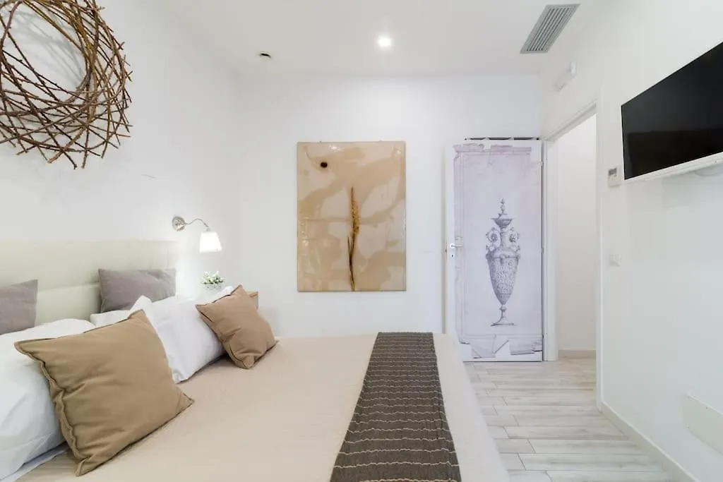 Apartment Vatican Momahouse Luxury By Varental Rome Italy