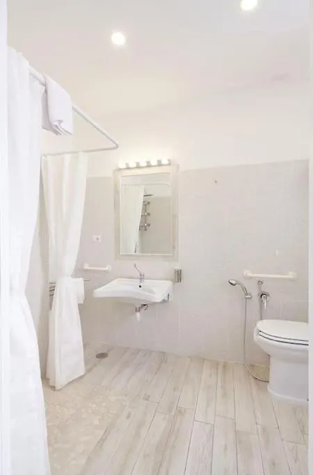Apartment Vatican Momahouse Luxury By Varental Rome Italy